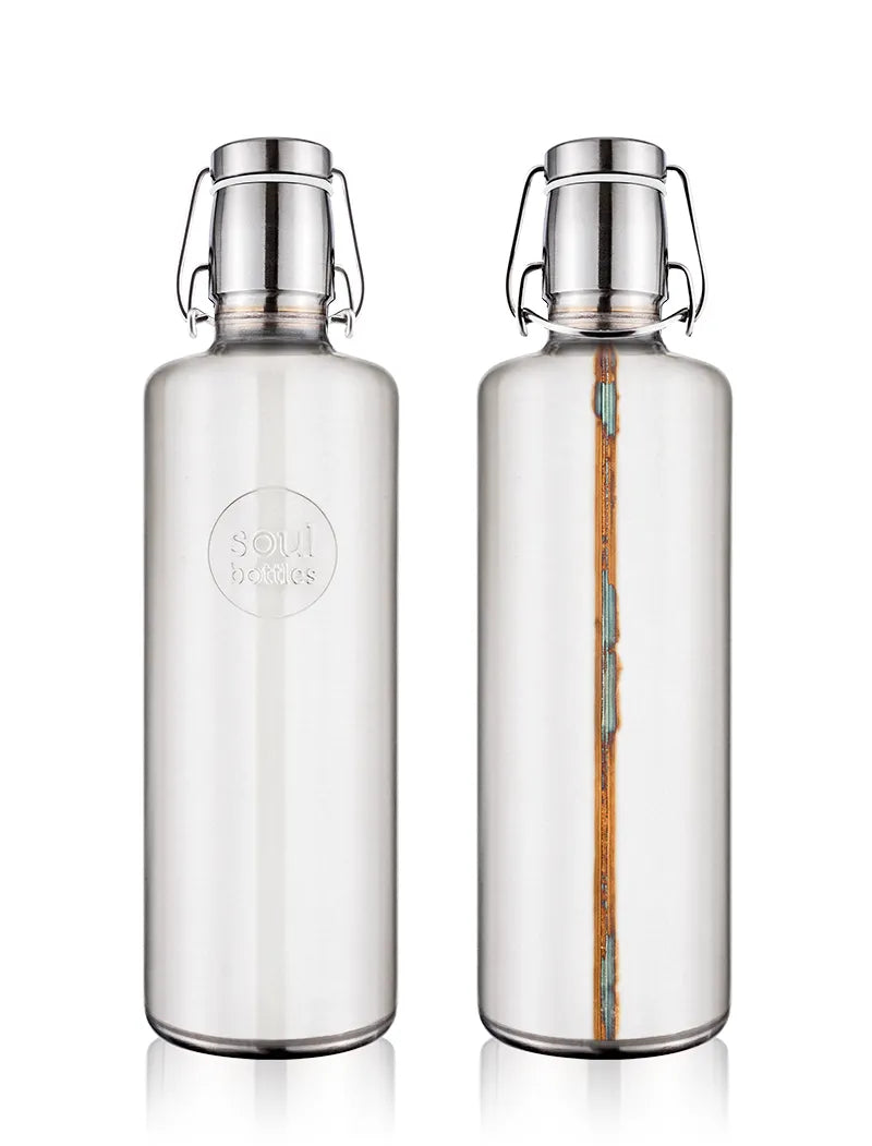 Trinkflasche aus Edelstahl im used look unfinished Front und Rückansicht 